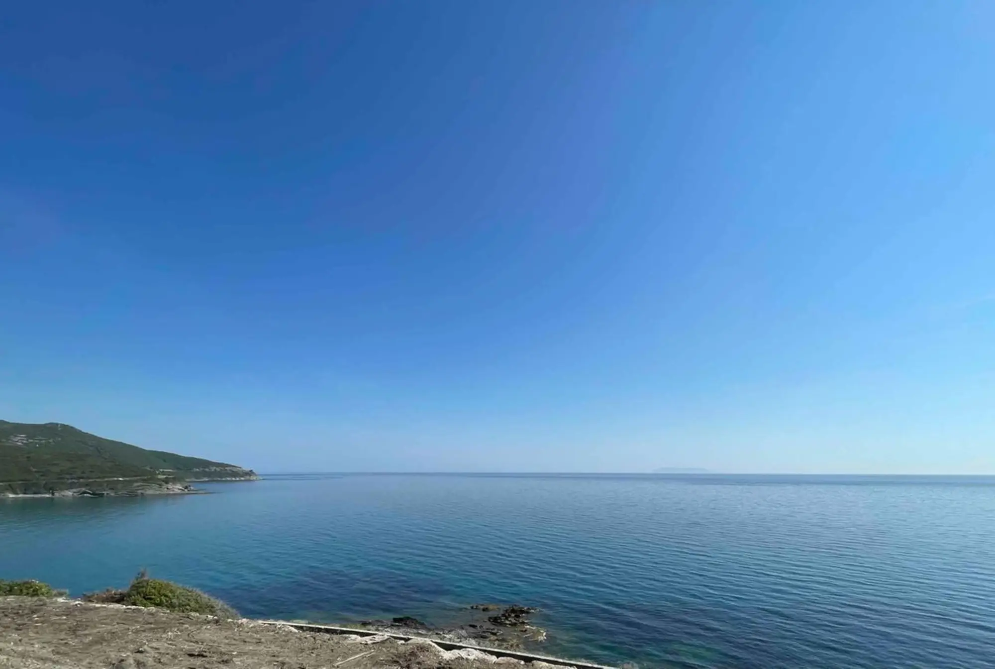 Vue mer depuis le site de Villa Pietra Mare à Pietracorbara